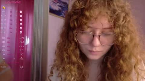 Snapshot of milounee chatting on 28, 2, 2026 milounee online show from 28, 2, 2026