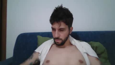 Snapshot of milten1987 chatting on 9, 1, 2026 milten1987 online show from 9, 1, 2026