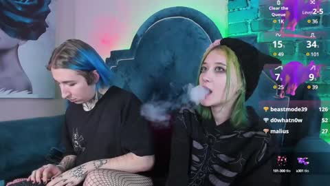 Snapshot of milten_trish chatting on 27, 1, 2025 milten_trish online show from 27, 1, 2025