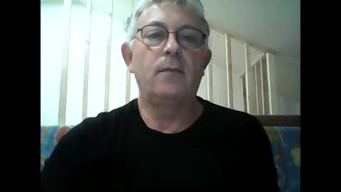 Snapshot of milu72 chatting on 10, 2, 2025 milu72 online show from 10, 2, 2025