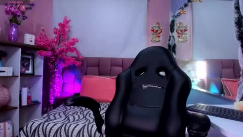  Milu Belucci  online show from 6, 1, 2026