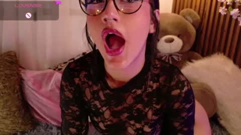 miluv19 online show from 30, 7, 2026