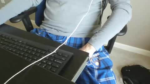 Snapshot of milwaukeebadger24 chatting on 8, 5, 2026 milwaukeebadger24 online show from 8, 5, 2026