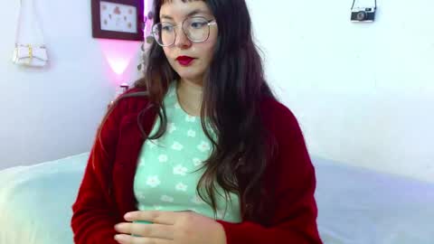 mily_baker online show from 25, 5, 2026