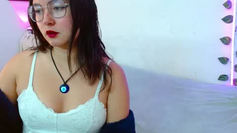 mily_baker online show from 22, 7, 2026