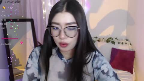 Mily online show from 5, 4, 2026