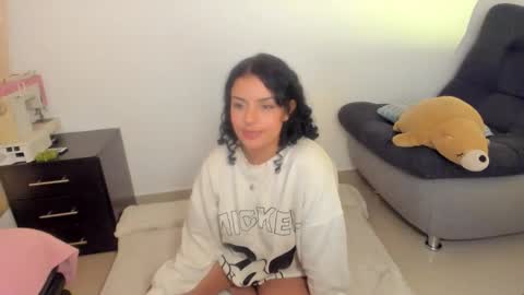 Snapshot of mimi_sa chatting on 8, 6, 2026 Mimii online show from 8, 6, 2026