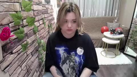 mimimishel_69 online show from 14, 2, 2025