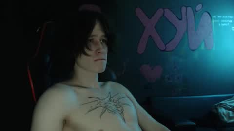 Max online show from 25, 11, 2025