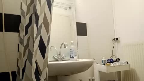 Snapshot of minaquerida chatting on 12, 2, 2025 Ll online show from 12, 2, 2025