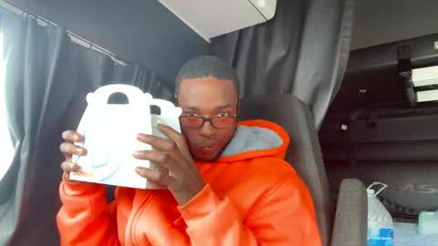 Snapshot of mindsense chatting on 2, 11, 2025 mindsense online show from 2, 11, 2025