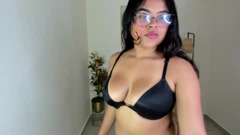 Mindy online show from 9, 5, 2026