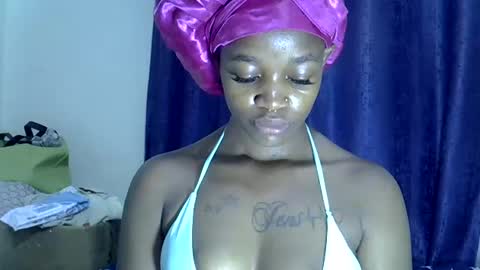 Snapshot of mini_charm chatting on 1, 7, 2026 VERONICA MUTAMBI online show from 1, 7, 2026