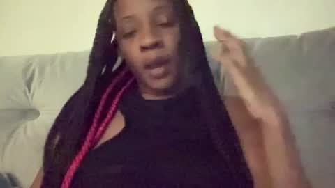 Snapshot of mini_luv chatting on 4, 7, 2026 SLIPSLID online show from 4, 7, 2026