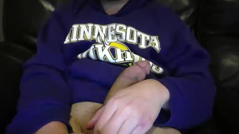 Snapshot of minnesotaguy2525 chatting on 22, 1, 2025 Minnesota Guy online show from 22, 1, 2025