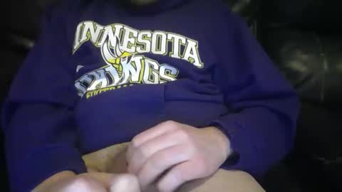 Snapshot of minnesotaguy2525 chatting on 28, 1, 2025 Minnesota Guy online show from 28, 1, 2025