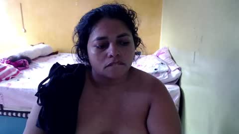 Snapshot of minnie_bbw69 chatting on 15, 6, 2026 Andrea online show from 15, 6, 2026