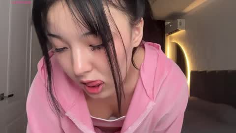 Snapshot of minnie_joy_ chatting on 7, 6, 2026 Joy online show from 7, 6, 2026
