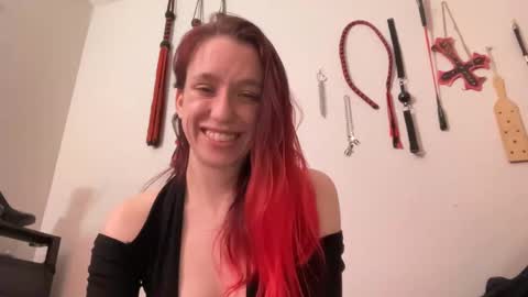 Snapshot of minnyminx chatting on 31, 1, 2025 Minx online show from 31, 1, 2025