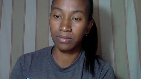 minouch211907 online show from 25, 2, 2025