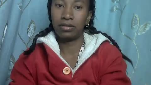 Snapshot of minouch211907 chatting on 7, 7, 2026 minouch211907 online show from 7, 7, 2026