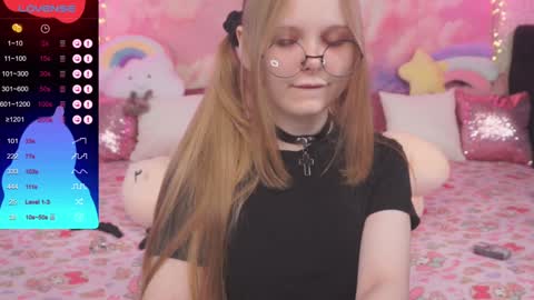 Snapshot of minx_girll chatting on 2, 12, 2024 Vikki online show from 2, 12, 2024