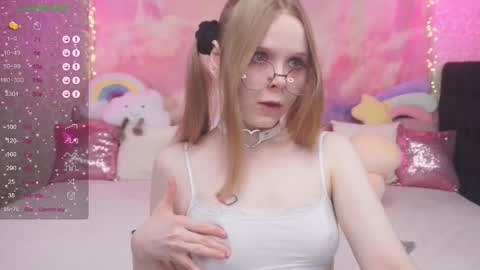 Snapshot of minx_girll chatting on 19, 2, 2025 Vikki online show from 19, 2, 2025