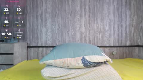 mira_one_ online show from 14, 3, 2026