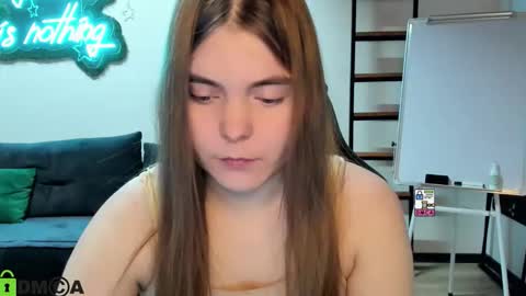 miraa_bloom online show from 6, 1, 2026