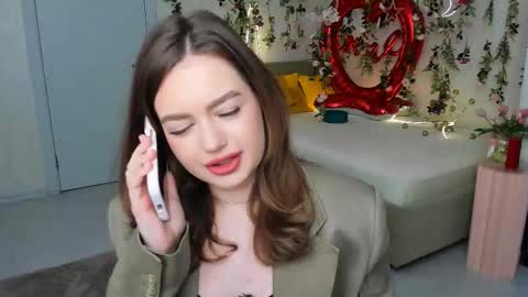 Snapshot of miraclecurly chatting on 26, 2, 2026 Emma online show from 26, 2, 2026