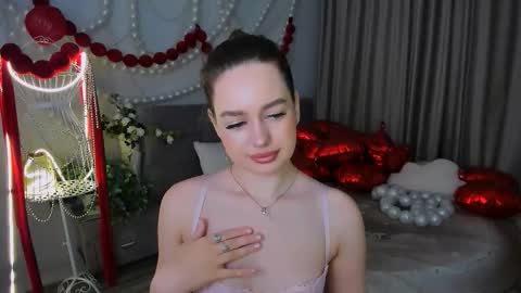 Snapshot of miraclecurly chatting on 5, 3, 2026 Emma online show from 5, 3, 2026