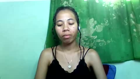 Snapshot of mirah881 chatting on 29, 5, 2026 mirah881 online show from 29, 5, 2026