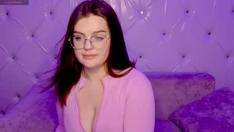 Milky online show from 25, 2, 2026