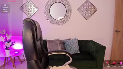 Snapshot of miranda_crawfor chatting on 23, 7, 2026 miranda_crawfor online show from 23, 7, 2026