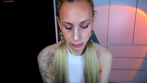 Snapshot of miraraid chatting on 26, 12, 2024 miraraid online show from 26, 12, 2024