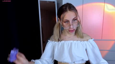 Snapshot of miraraid chatting on 14, 1, 2025 miraraid online show from 14, 1, 2025