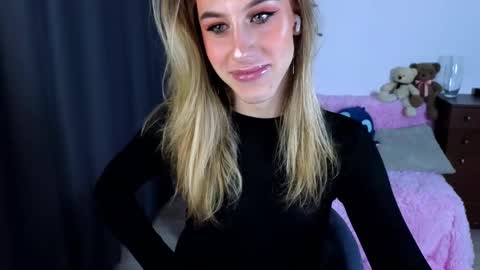 Snapshot of miraraid chatting on 10, 11, 2025 miraraid online show from 10, 11, 2025