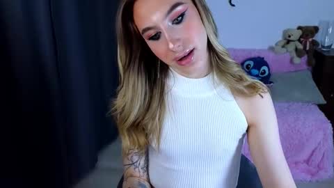 Snapshot of miraraid chatting on 14, 11, 2025 miraraid online show from 14, 11, 2025