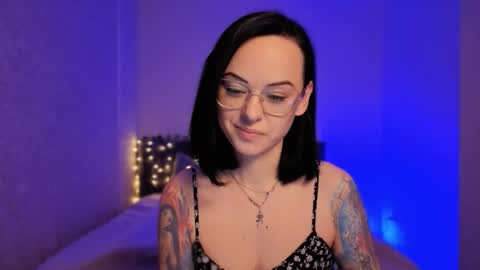 MiraSkyy online show from 11, 3, 2026