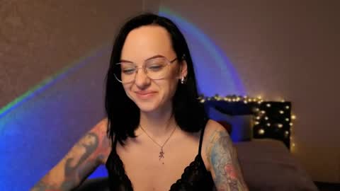 MiraSkyy online show from 18, 5, 2026
