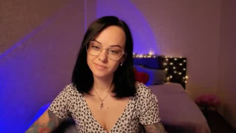 MiraSkyy online show from 7, 6, 2026