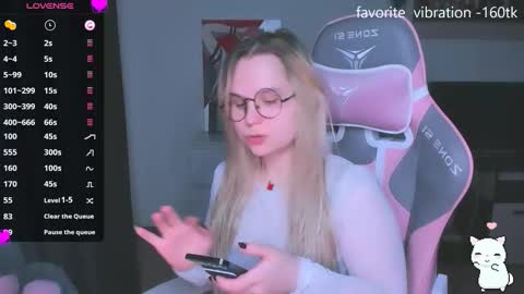 Kira online show from 24, 10, 2025