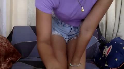 Snapshot of mireill_sex chatting on 21, 3, 2026 mireill_sex online show from 21, 3, 2026