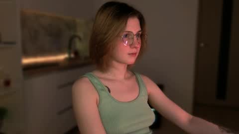 Mira online show from 5, 4, 2026