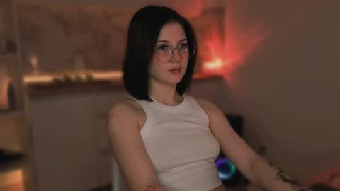Snapshot of mirrameow chatting on 24, 5, 2026 Mira online show from 24, 5, 2026