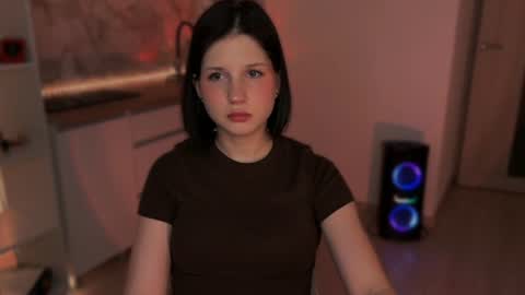 Snapshot of mirrameow chatting on 4, 7, 2026 Mira online show from 4, 7, 2026