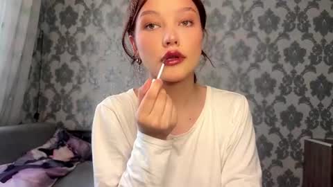 Snapshot of misasoupenjoyer chatting on 7, 7, 2026 Nika online show from 7, 7, 2026