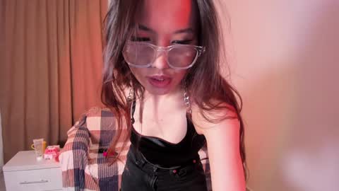 Mishel online show from 4, 1, 2025