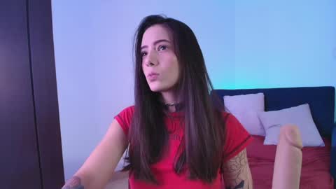 KRAVE  online show from 14, 4, 2026