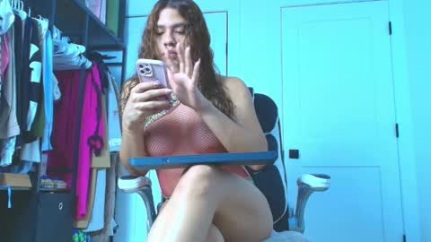 instagram   mishell hadid online show from 14, 1, 2026